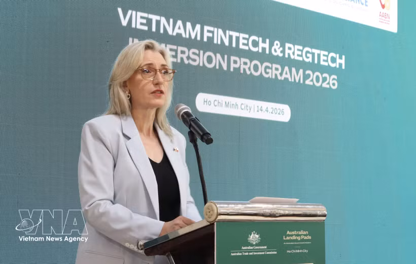 Emma McDonald, Australian Senior Trade and Investment Commissioner, speaks at the conference on April 14. (Photo: VNA)