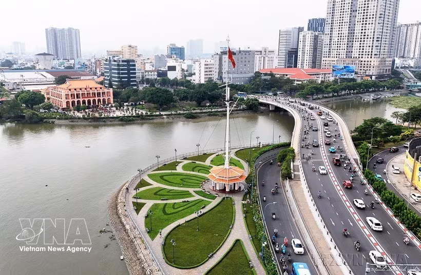 Nha Rong Wharf lies along the Saigon River, connected to District 1 via Khanh Hoi Bridge. (Photo: VNA)