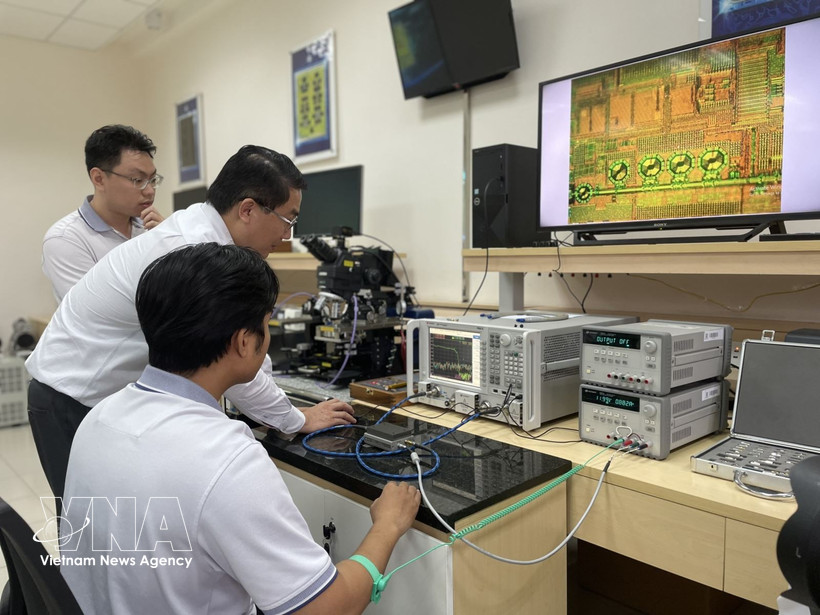 The High-Frequency Systems and Microchip Laboratory at Ho Chi Minh City University of Technology, Vietnam National University, Ho Chi Minh City. (Photo: VNA)