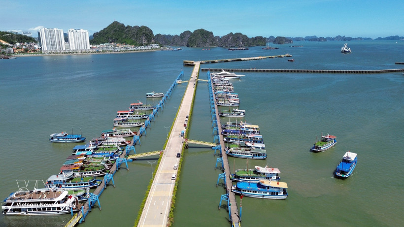 Tourist boats anchored at Ha Long International Cruise Port in Quang Ninh province. (Photo: VNA) 