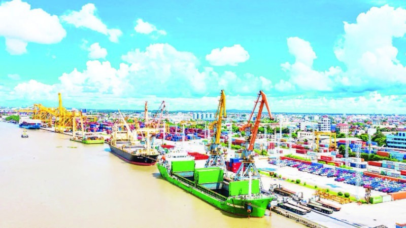 Chua Ve container port in Hai Phong (Photo: nhandan.vn)