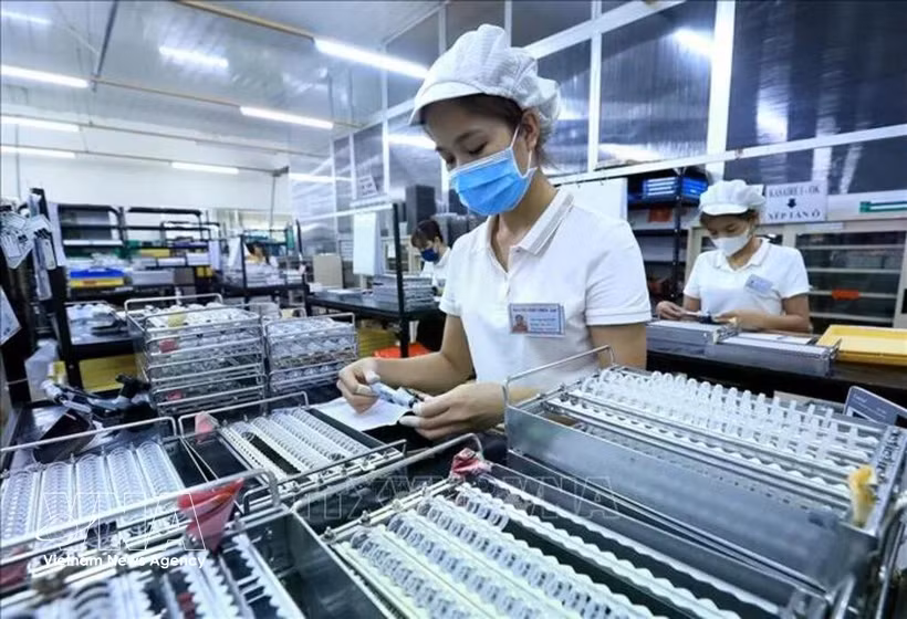 The global reallocation of FDI toward hi-tech industries is opening up new opportunities for Vietnam. (Photo: VNA)