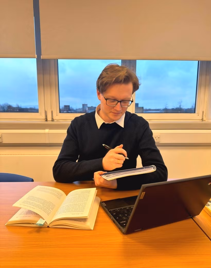 British researcher Kyril Whittaker (Photo published by VNA)