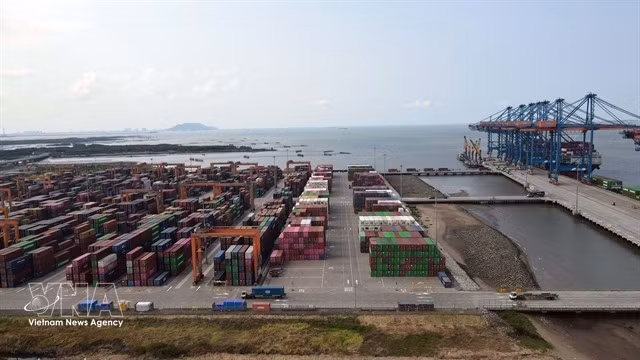 The development of a maritime financial centre at VIFC HCM City comes amid major changes in the global maritime finance market (Photo: VNA)