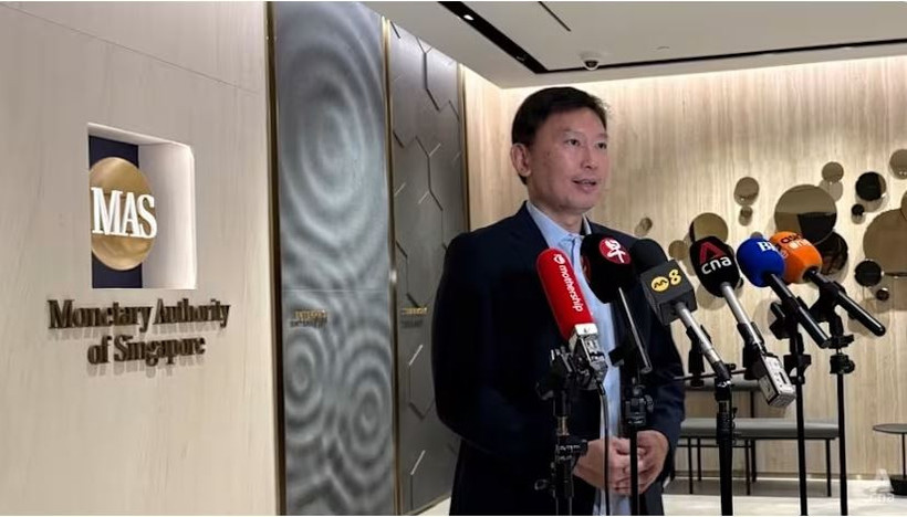 Deputy Chairman of the Monetary Authority of Singapore Chee Hong Tat speaks to the media on March 27, 2026. (Photo: CNA)