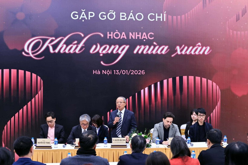 Nguyen Van Than, Chairman of the Vietnam Classical Music Association (VCMA), speaks at a press briefing in Hanoi on January 13. (Photo: The organisers of the concert)