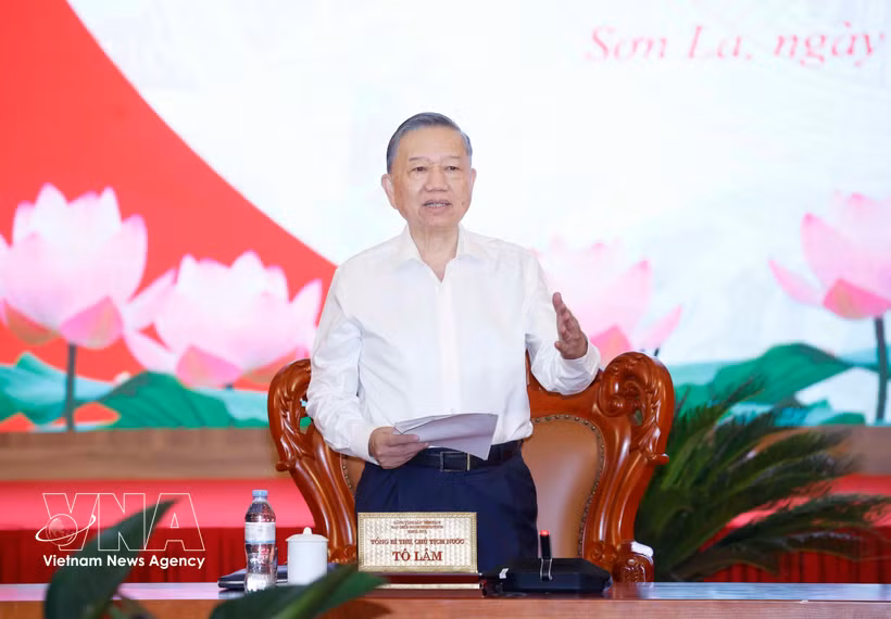 Party General Secretary and State President To Lam addresses a working session with the Son La provincial Party Committee's Standing Board on July 16 (Photo: VNA)