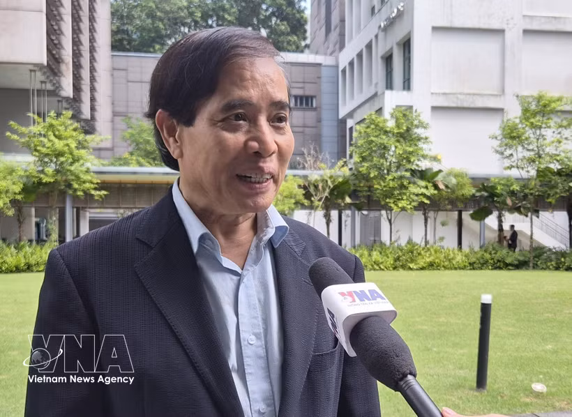 Prof. Vu Minh Khuong of the Lee Kuan Yew School of Public Policy (Photo: VNA)