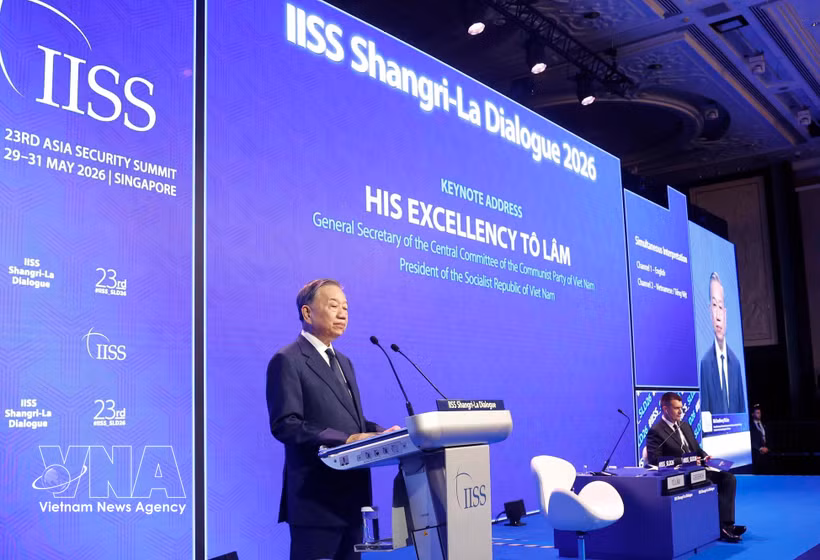 General Secretary of the Communist Party of Vietnam (CPV) Central Committee and State President To Lam delivers a keynote address at the 23rd Shangri-La Dialogue. (Photo: VNA)
