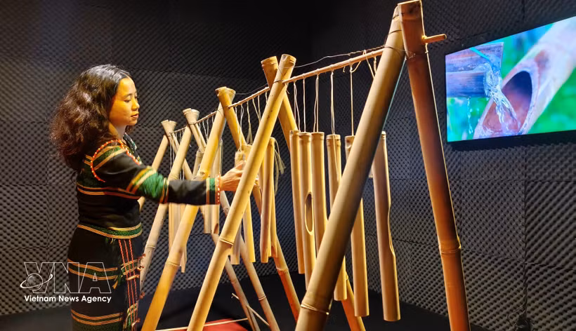 The "Sound of Water, Fire and Light" space recreates familiar natural sounds, including flowing streams, cascading waterfalls and mountain winds (Photo: VNA)