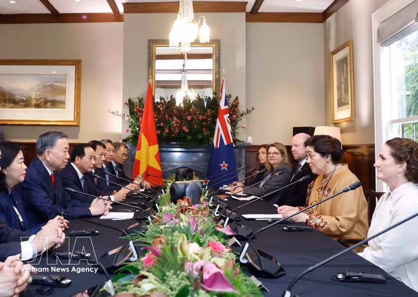 The meeting between General Secretary of the Communist Party of Vietnam Central Committee and President To Lam and New Zealand Governor-General Dame Cindy Kiro in Auckland on August 13, 2026 (Photo: VNA)