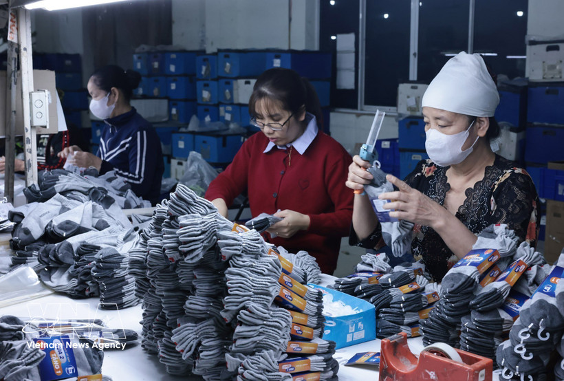 With a population exceeding 100 million and a rapidly expanding middle class, Vietnam is regarded as a highly promising market for fashion, footwear and apparel. (Photo: VNA)