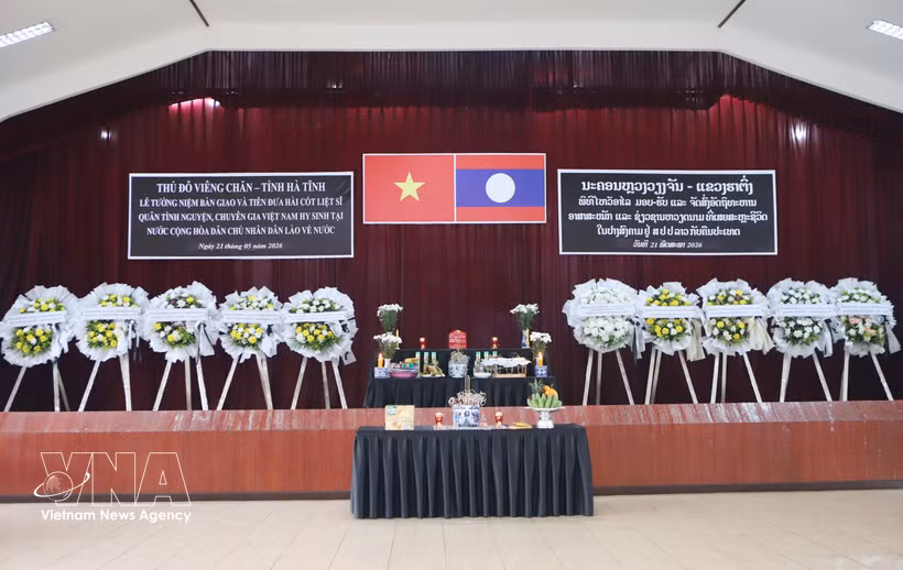 At the memorial, handover, and repatriation ceremony (Photo: VNA)