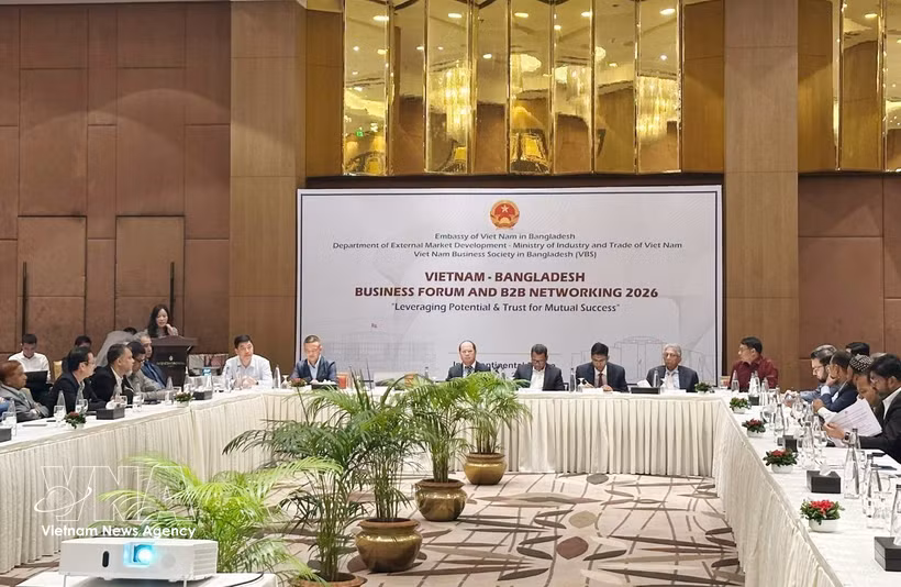 The Vietnam – Bangladesh business forum in Dhaka on May 19 (Photo: VNA)