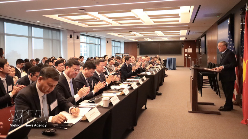 A view of the forum promoting investment in the Vietnam International Financial Centre (VIFC), held in New York on March 23. (Photo: VNA)
