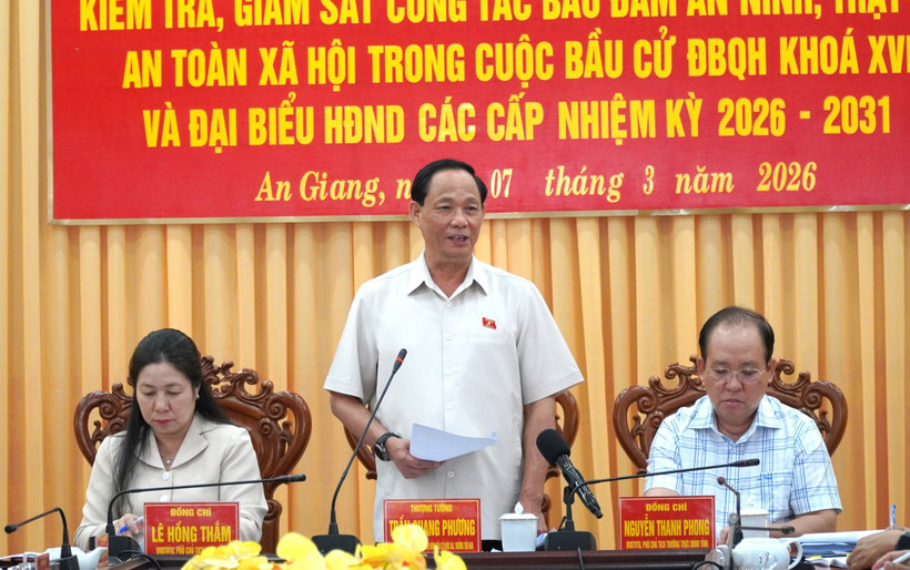 National Assembly Vice Chairman Tran Quang Phuong speaks at the March 7 inspection on An Giang's preparations for the election of deputies to the 16th legislature and People’s Councils at all levels for the 2026-2031 tenure. (Photo: VNA)