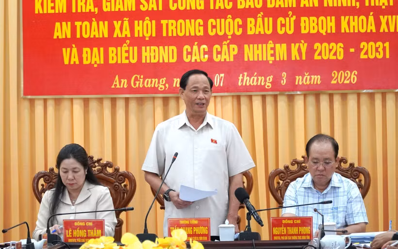 National Assembly Vice Chairman Tran Quang Phuong speaks at the March 7 inspection on An Giang's preparations for the election of deputies to the 16th legislature and People’s Councils at all levels for the 2026-2031 tenure. (Photo: VNA)