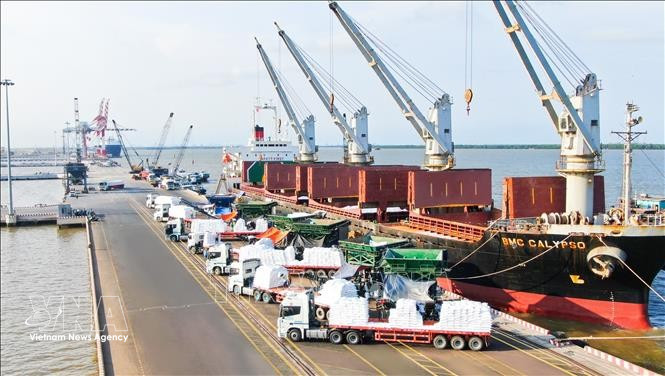 Improving transport and logistics infrastructure is expected to help attract investment to industrial parks in Tay Ninh. (Photo: VNA)