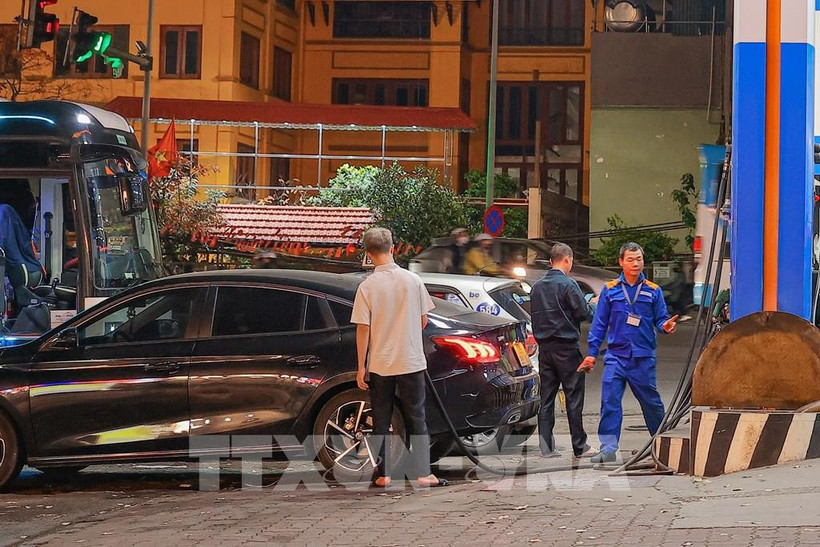 A filling station of Petrolimex in Hanoi. (Photo: VNA)