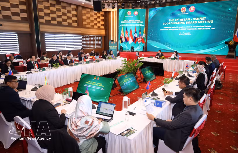 The opening ceremony of the 27th Coordinating Board Meeting of the ASEAN Occupational Safety and Health Network (ASEAN-OSHNET) in Da Nang, Vietnam. (Photo: VNA)