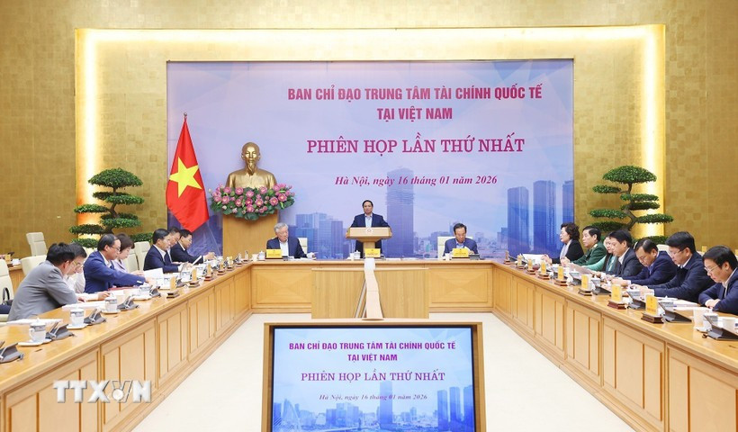 Prime Minister Pham Minh Chinh on January 16 chairs the first meeting of the Steering Committee for Vietnam’s International Financial Centre (IFC). (Photo: VNA)