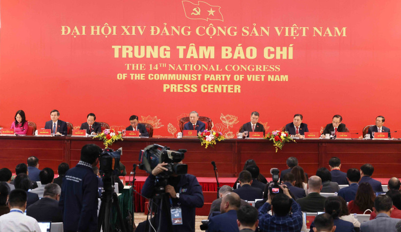 Party General Secretary To Lam on January 23 chairs an international press conference to announce the outcomes of the 14th National Congress of the Communist Party of Vietnam (Photo: VNA)
