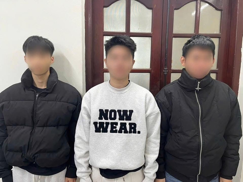 The three suspects at the police station (Photo: VNA)