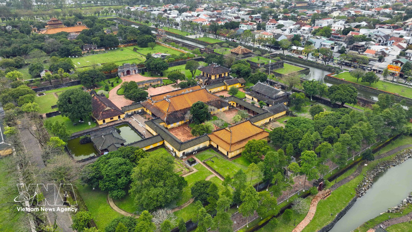 Dien Tho Palace (within the Complex of Hue Monuments) serves as the residence of the Empress Dowagers and Grand Empress Dowagers during this period. It is one of the distinctive architectural structures that has remained almost intact to the present day. (Photo: VNA)