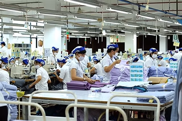 A garment and textile production line at VINATEX. (Photo: vinatex.com.vn)