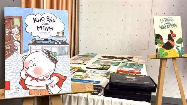 Some Vietnamese picture book titles will be featured at the first Vietnam Children’s Picture Book Festival, which will be held in HCM City from May 28-31. (Photo: VNA)