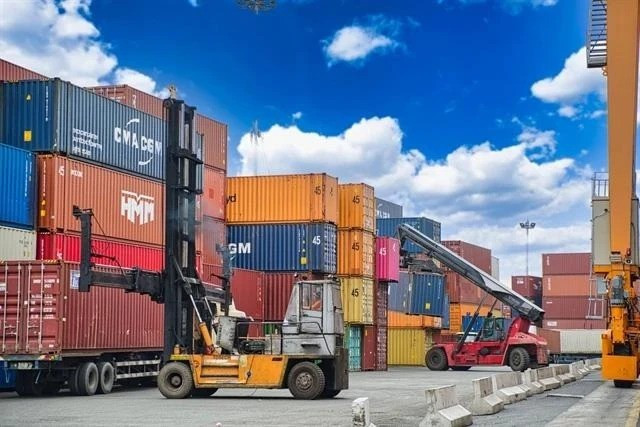 Vietnam has set a target of expanding exports by 8% in 2026 (Illustrative photo: VNA)