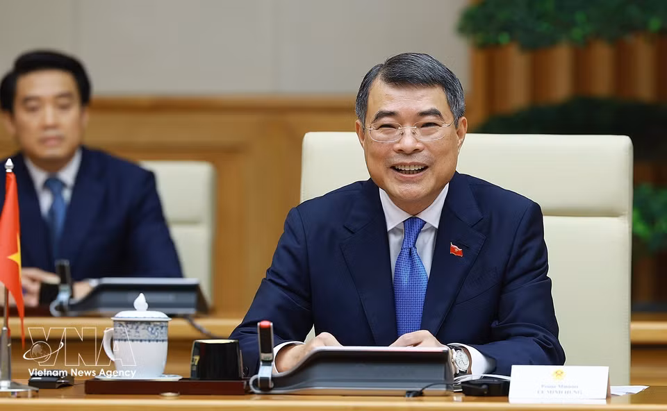Vietnamese Prime Minister Le Minh Hung at the talks with Japanese counterpart Takaichi Sanae (Photo: VNA)