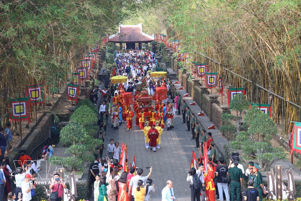 Ho Chi Minh City holds ceremonies to mark the Hung Kings Commemoration Day. (Photo: VNA)
