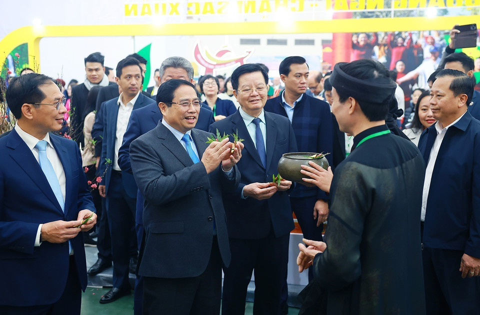 Prime Minister Pham Minh Chinh at the opening ceremony of the first Spring Fair 2026. (Photo: VNA)