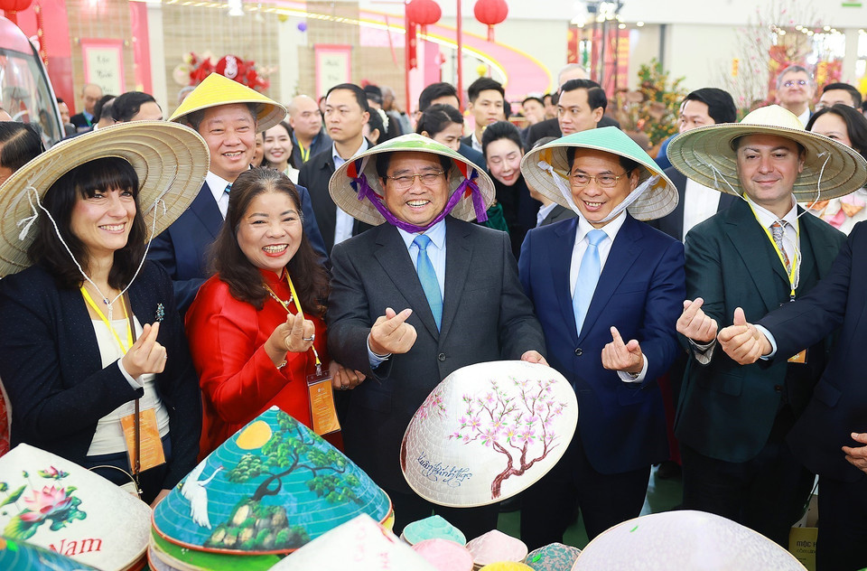 Prime Minister Pham Minh Chinh at the opening ceremony of the first Spring Fair 2026. (Photo: VNA)
