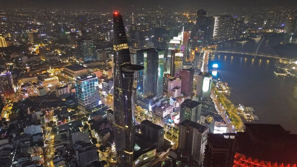 Ho Chi Minh City continues to modernize and thrive 50 years after its liberation. (Photo: VNA)