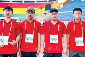 All four Vietnamese students win medals at Int'l Olympiad in Informatics 2025