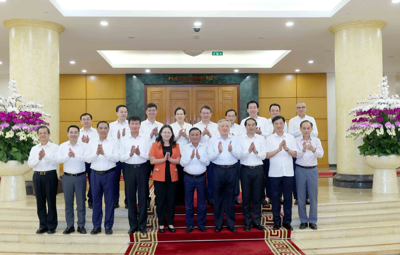 Politburo working group and the Standing Board of Dak Lak province's Party Committee (Photo: VNA)