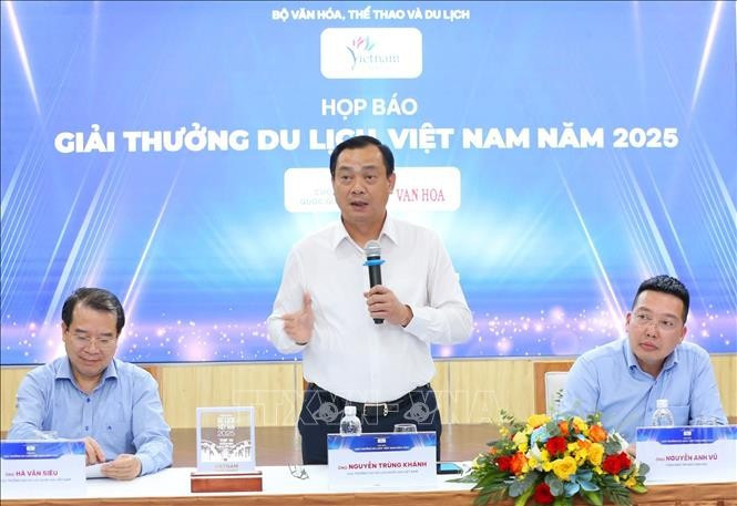 VNAT Director Nguyen Trung Khanh speaks at the press conference (Photo: VNA)