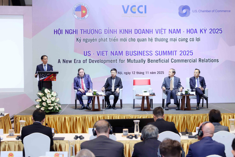 Deputy Prime Minister Bui Thanh Son speaks at the US-Vietnam Business Summit 2025. (Photo: VNA)