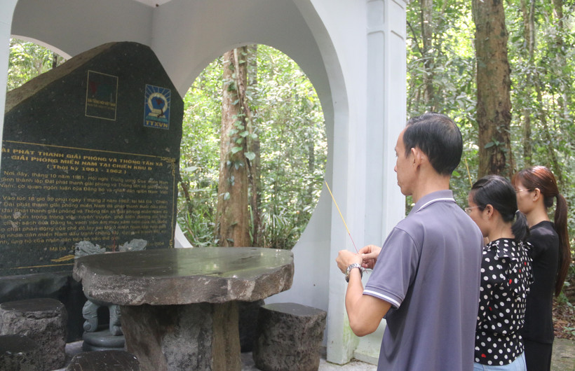 The stele for the Liberation Radio Station and Liberation Press Agency of South Vietnam in Dong Nai province (Photo: VNA)