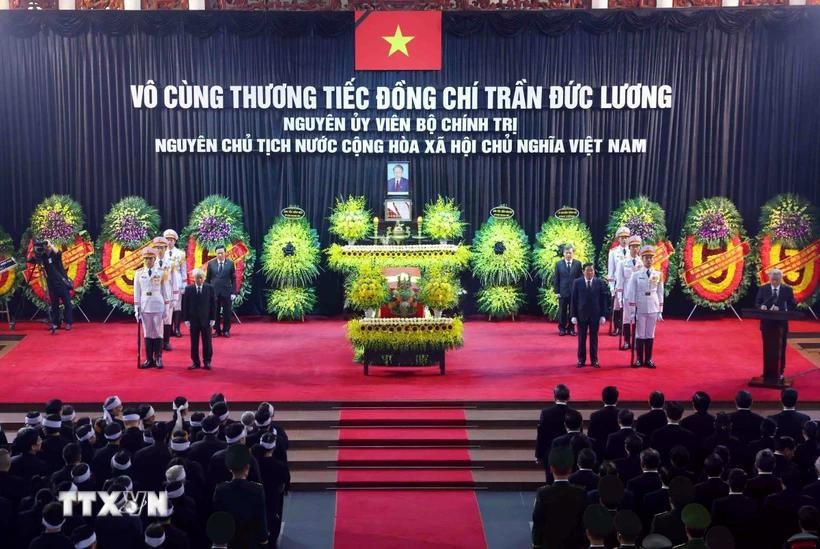 The memorial service held for former State President Tran Duc Luong on May 25 (Photo: VNA)