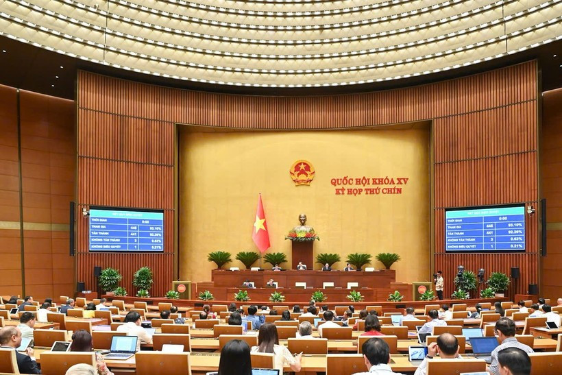 The 15th National Assembly passes the Law on Digital Technology Industry at its recent 9th session on June 14 (Photo: VietnamPlus)