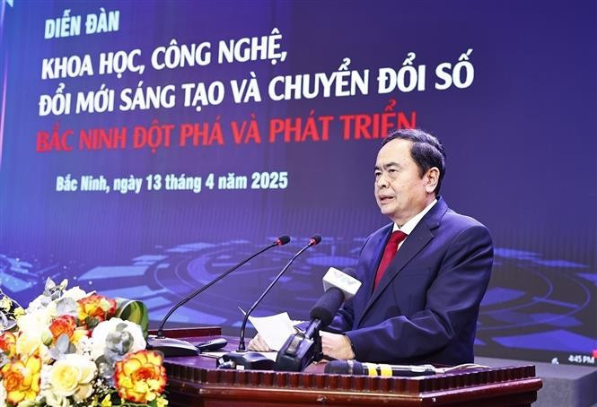 National Assembly Chairman Tran Thanh Man speaks at the forum on science, technology, innovation, and digital transformation in Bac Ninh (Photo: VNA)