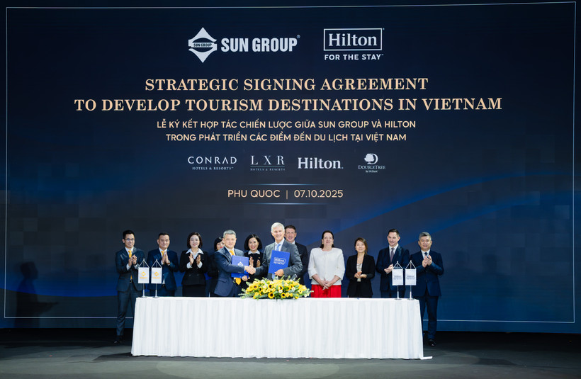 Hilton’s global leadership signed strategic partnership with Sun Group (Photo: Sun Group)