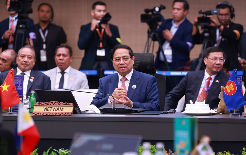 Prime Minister Pham Minh Chinh speaks at the 5th ASEAN – Australia Summit in Kuala Lumpur on October 28. (Photo: VNA)