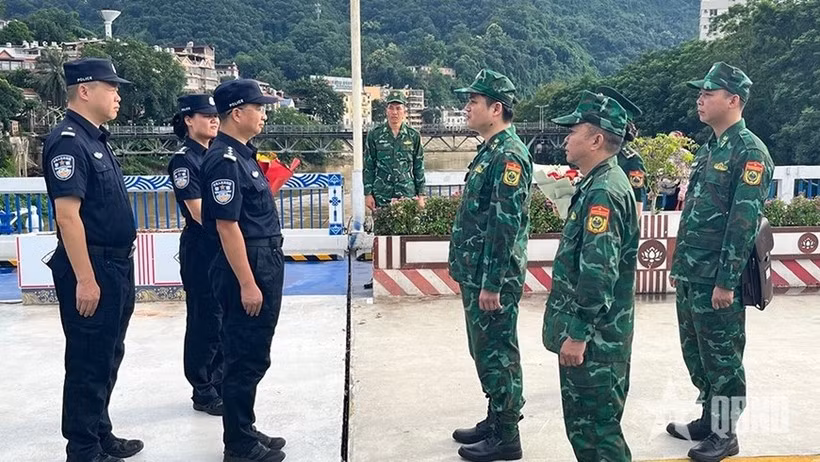 vietnam-china-coordinate-patrols-to-ensure-border-security.jpg