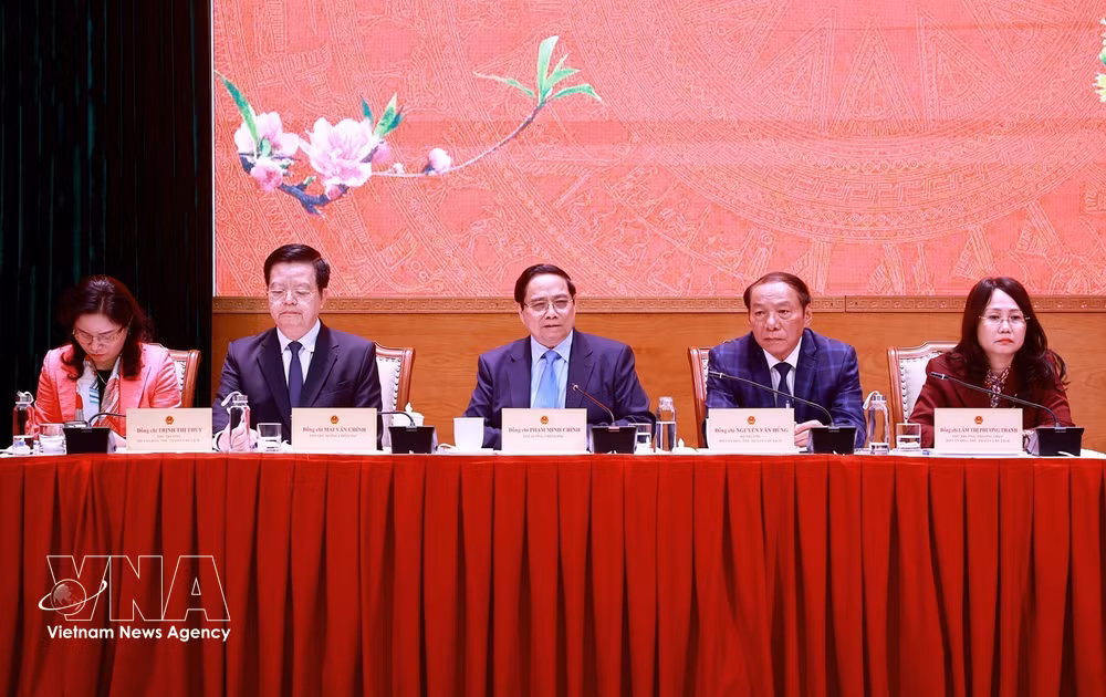 vnanet-pm-meeting-with-culture-ministry.jpg