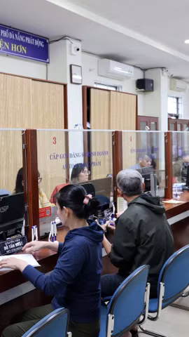 The success of the two-tier local administration model will be measured by the pace of local development and the satisfaction of citizens. (Photo: VNA)