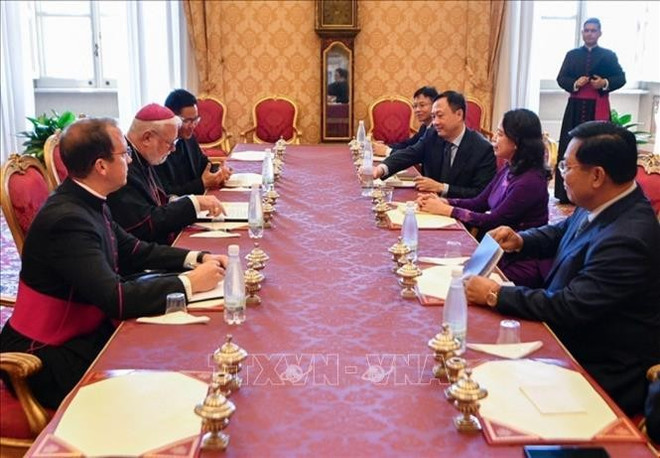vna-potal-tiem-nang-phat-trien-quan-he-viet-nam-vatican-stand-1.jpg